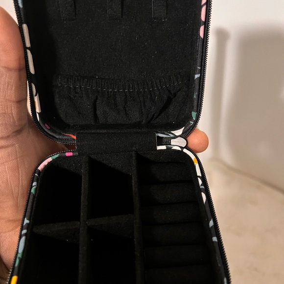 Kate spade jewelry box - Picture 2 of 6